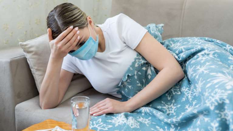 Αυτές είναι οι 4 ομάδες πληθυσμού που κινδυνεύουν περισσότερο από τη γρίπη - Ποιες επιπλοκές μπορεί να προκαλέσει