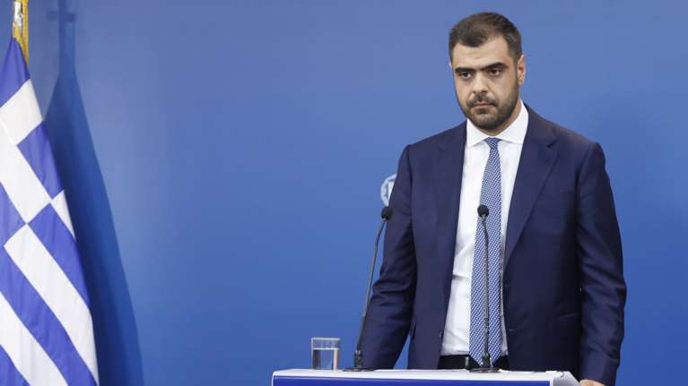 Μαρινάκης υπέρ Πορτοσάλτε και κατά Μποφίλιου: &quot;Υποκρισία να βγαίνεις με τη σημαία της Παλαιστίνης και όχι της Ουκρανίας&#39;