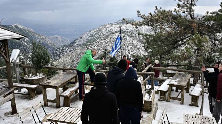 Καιρός: Πού θα πέσουν χιόνια κάτω από τα 1.000 μέτρα- "Επιδείνωση σχεδόν παντού" προβλέπει ο Σάκης Αρναούτογλου