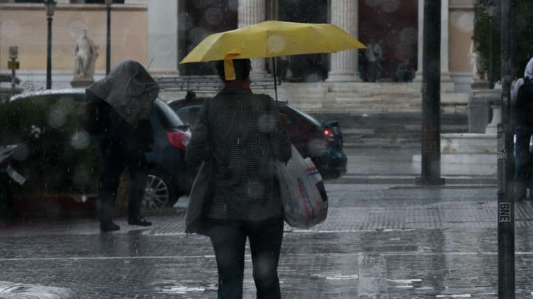 Κακοκαιρία σε δύο κύματα: Πότε και πού θα &quot;χτυπήσουν&quot; καταιγίδες και θυελλώδεις άνεμοι – Νέα επιδείνωση από Δευτέρα [Χάρτες]