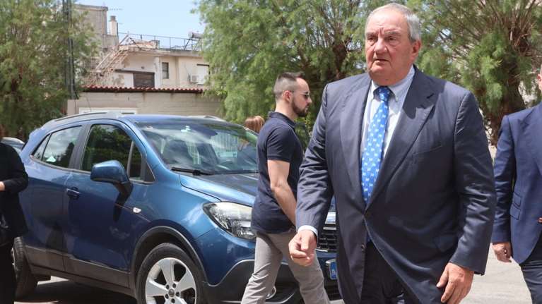 Η επίσκεψη έκπληξη του Κώστα Καραμανλή στο υπουργείο Οικονομικών - Γιατί πήγε να δει τον Πιερρακάκη