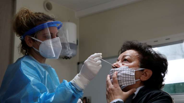 Συναγερμός στις αρχές: Δεύτερο κρούσμα της ινδικής μετάλλαξης στην Ελλάδα