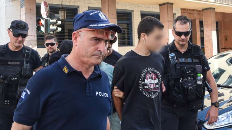 Φωτιά στην Πάτρα: Το Σάββατο απολογούνται οι συλληφθέντες - Κενά μνήμης λόγω μέθης επικαλείται ο 27χρονος