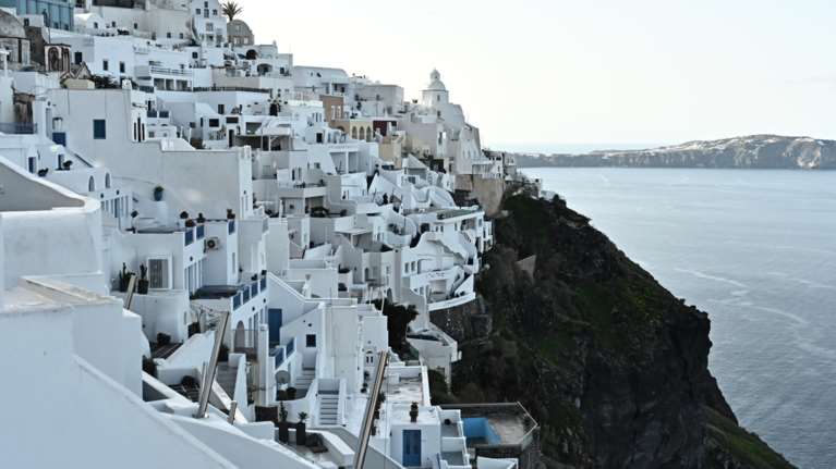 Κυκλάδες: Συνεχίζει να σείεται η γη - Νέοι σεισμοί πάνω από 4 Ρίχτερ σε μία ώρα - Λέκκας: Αποκλείουμε &quot;ξύπνημα&quot; του ηφαιστείου