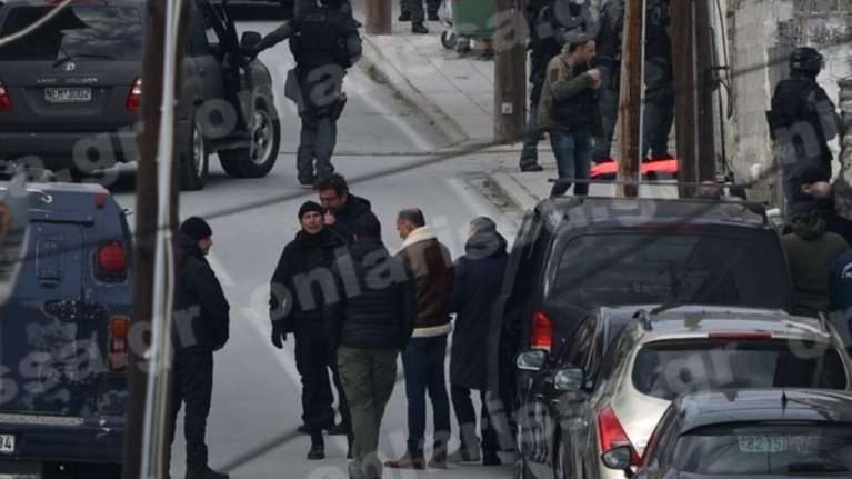 Θρίλερ στη Λάρισα: Αυτοκτόνησε ο 60χρονος που σκότωσε δύο ανθρώπους και είχε ταμπουρωθεί στο ξυλουργείο του