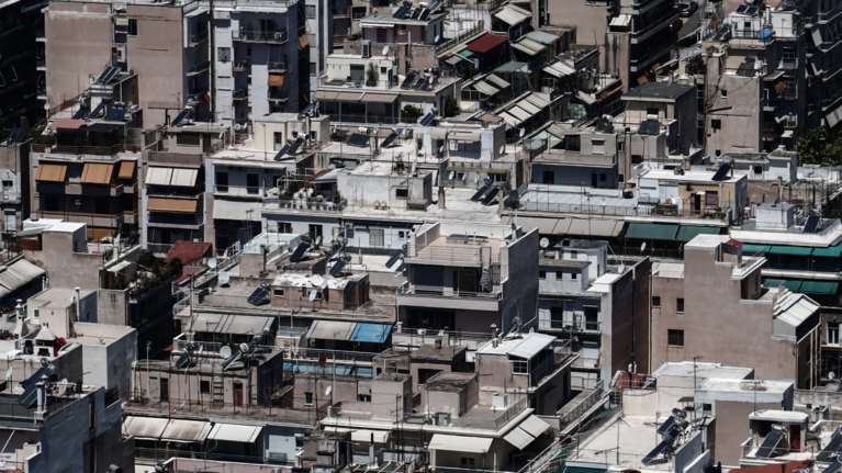 "Μπλόκο" από τον Δήμο Αθηναίων στην έκδοση οικοδομικών αδειών με τα μπόνους του ΝΟΚ