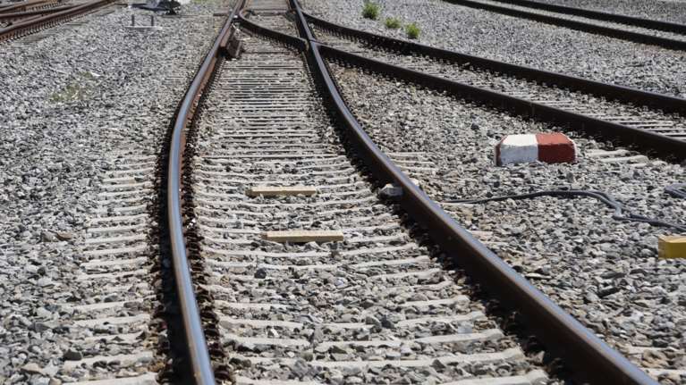 Αχαρνές: Ποιος ευθύνεται για τα παραλίγο "νέα Τέμπη" - Οι εξηγήσεις του μηχανοδηγού και η "βολική" δικαιολογία της Hellenic Train