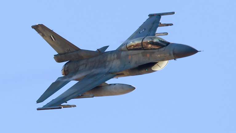 25η Μαρτίου: Το μήνυμα του πιλότου της ομάδας &quot;Ζευς&quot; - &quot;Ψηλά τα βλέμματα και οι καρδιές&quot; [Βίντεο]