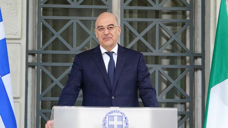 Δένδιας για ΑΟΖ με Ιταλία: Μεγαλώσαμε τα σύνορα της Ελλάδας