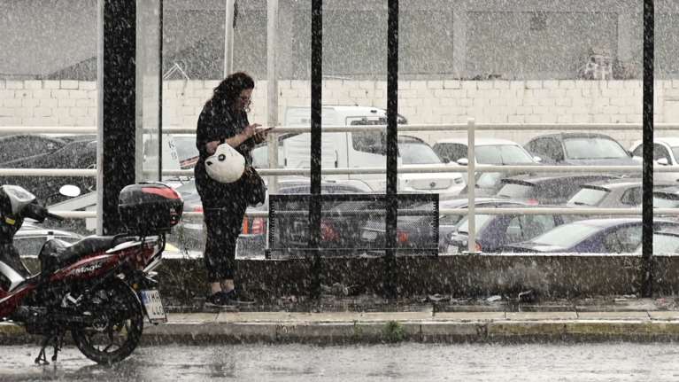 Καλλιάνος και Κολυδάς προειδοποιούν: Αυτές τις περιοχές θα χτυπήσει η κακοκαιρία - Κίνδυνος για πλημμύρες [Βίντεο]