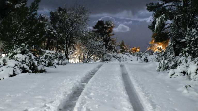 Κακοκαιρία Barbara: Συνεχίζει την επέλασή του ο χιονιάς - Ένταση των φαινομένων στην Αττική και τη νύχτα