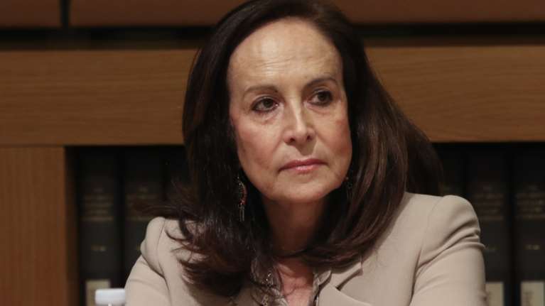 Ανοιχτό αφήνει η Διαμαντοπούλου το ενδεχόμενο υποψηφιότητας για την ηγεσία του ΠΑΣΟΚ: "Θα βοηθήσω με όλες τις δυνάμεις μου"