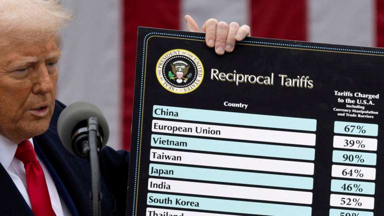 Ανάλυση Economist: Το &quot;οικονομικό σοκ&quot; για την Αμερική είναι θέμα λίγων εβδομάδων- Τι δείχνουν τα στοιχεία από τη ναυτιλία