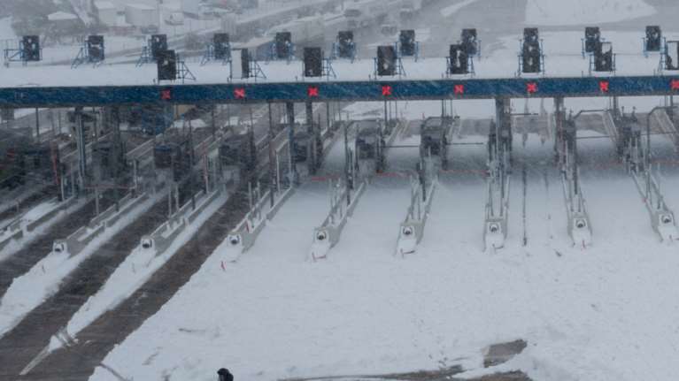 Κακοκαιρία &quot;Μήδεια&quot;: Κλειστή η Εθνική Αθηνών - Λαμίας μέχρι τις 7 το πρωί της Τετάρτης