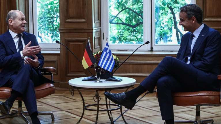 Συνάντηση Μητσοτάκη - Σολτς: Στο τραπέζι η τουρκική προκλητικότητα - Τι συζήτησαν στο Μαξίμου