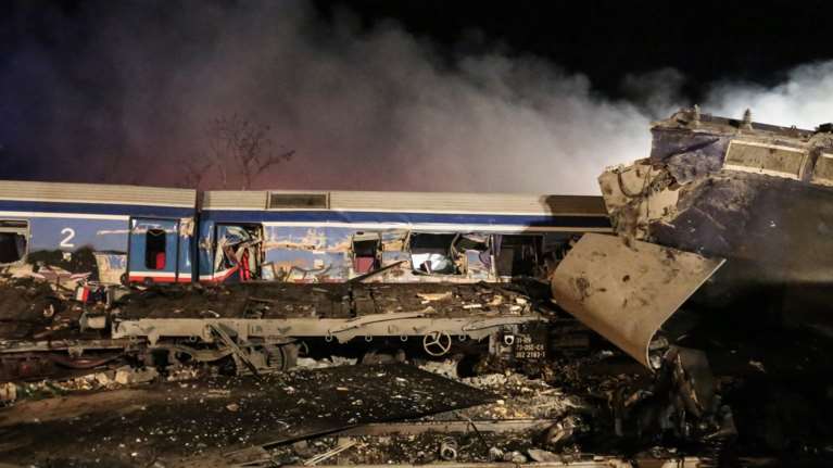 Τέμπη: Τα 6+1 ερωτήματα στα οποία θα απαντά το πόρισμα του ΕΜΠ - Ο πραγματογνώμονας Κώστας Λακαφώσης εξηγεί