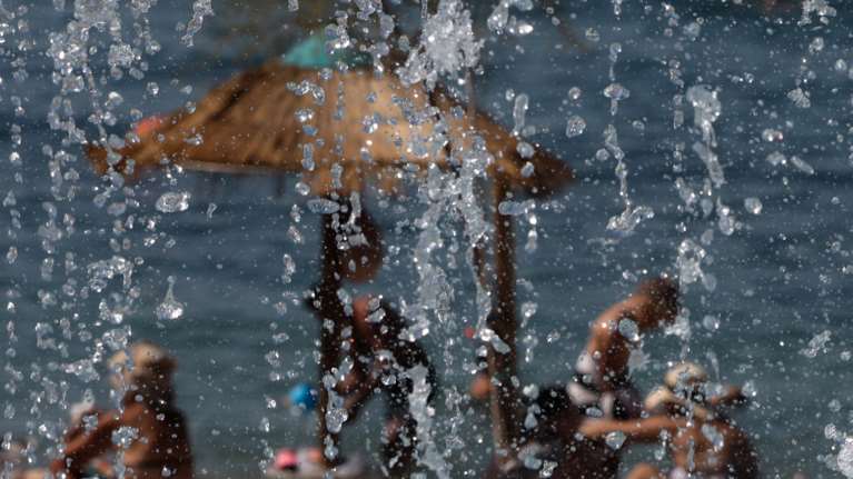 Ερχονται πολύ υψηλές θερμοκρασίες ως 38 βαθμούς Πέμπτη και Παρασκευή - Οι πιο ζεστές περιοχές [χάρτες]