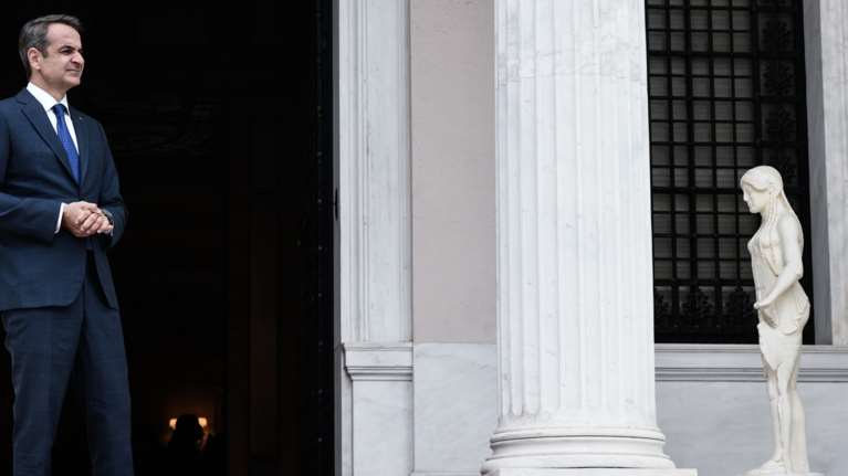 Ποιες είναι οι πιο πιθανές Κυριακές για να στηθούν οι πρώτες κάλπες- Πότε θα γίνουν οι δεύτερες και καθοριστικές