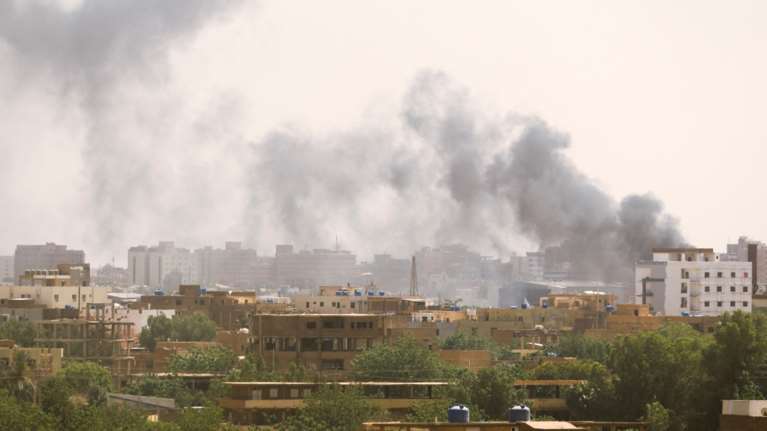 ΥΠΕΞ: Απομακρύνθηκε η πρώτη ομάδα Ελλήνων πολιτών από το Σουδάν - Με την συνδρομή της Γαλλίας