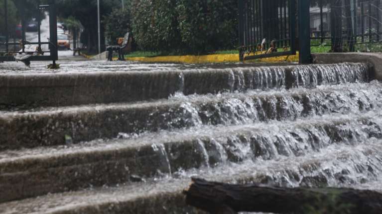 Επιτροπή Εκτίμησης Κινδύνου: Μέχρι το απόγευμα τα φαινόμενα στη Θεσσαλία - Βροχοπτώσεις στη Μακεδονία