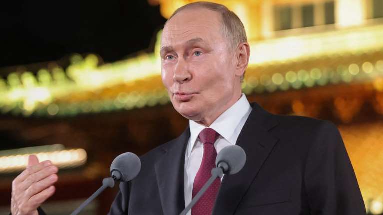 Το στοίχημα του Πούτιν: Περιμένει την κατάρρευση της ουκρανικής οικονομίας πριν τη λήξη του πολέμου