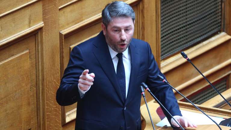 Ανδρουλάκης: Με σφραγίδα Μητσοτάκη η Βουλή έγινε πλυντήριο των ποινικών ευθυνών του κ. Καραμανλή