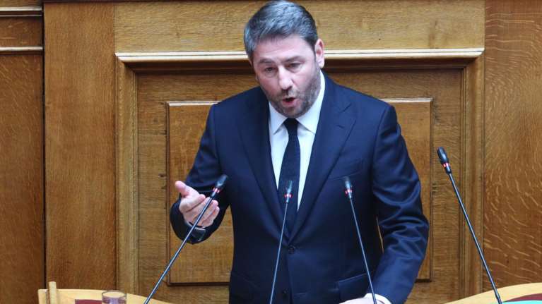 ΟΠΕΚΕΠΕ: Επίθεση ΝΔ σε ΠΑΣΟΚ - &quot;Υπάρχουν κι άλλοι φίλοι και στενοί συνεργάτες του κυρίου Ανδρουλάκη που σχετίζονται;&quot;