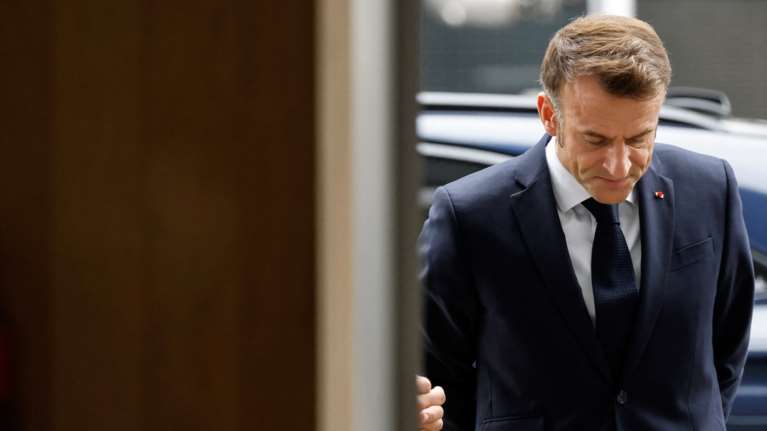 &quot;Άγριο χέρι&quot; Μακρόν σε Νετανιάχου: &quot;Μην ξεχνάς ότι το Ισραήλ δημιουργήθηκε με απόφαση του ΟΗΕ&quot;