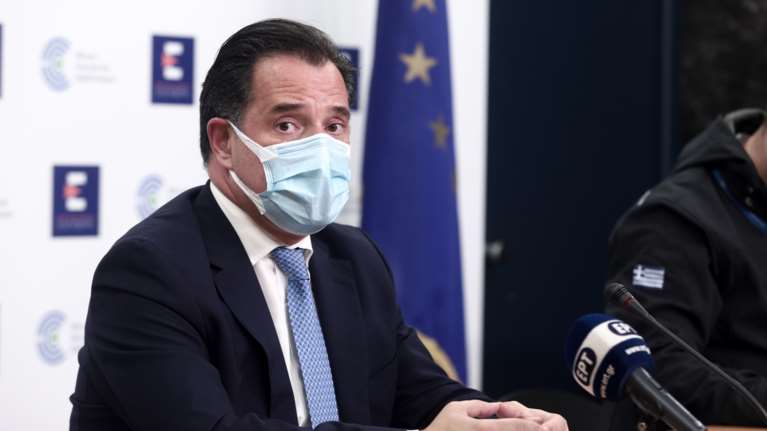 Προειδοποίηση Γεωργιάδη: Δεν θα περιοριστούν οι εμβολιασμένοι - Τέλος στην ηθική υποχρέωση του κράτους να μοιράζει λεφτά