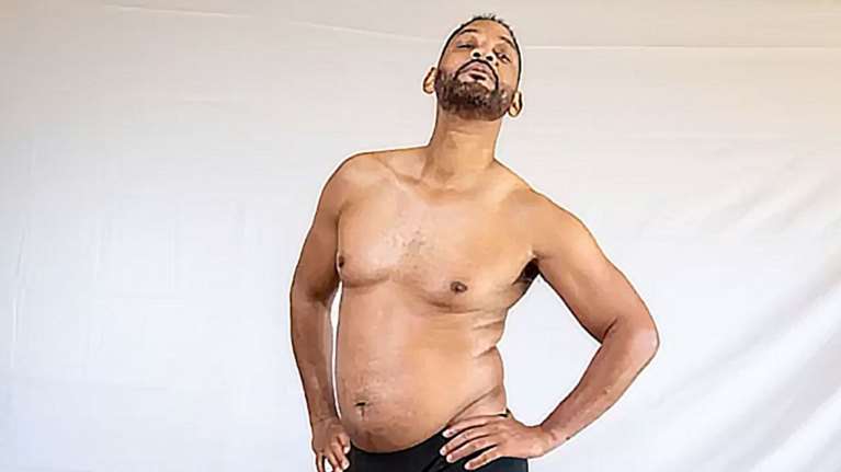 Αγνώριστος ο Γουίλ Σμιθ: Δείχνει την κοιλιά που απέκτησε στην καραντίνα - Τώρα τρέχει να τα μαζέψει [Εικόνες]