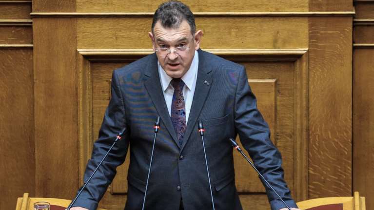 Νίκος Παπαδόπουλος: Ο βουλευτής που τα έκανε λίμπα στην Πινακοθήκη - Όταν έλεγε για καλικάντζαρους και πιστούς που μοιράζουν σφαλιάρες