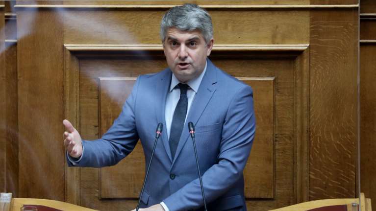 Καρφιά Κωνσταντινόπουλου για διαγραφή Μπατζελή: &quot;Η καταδίκη των Φαρισαίων…Καλή Ανάσταση&quot;