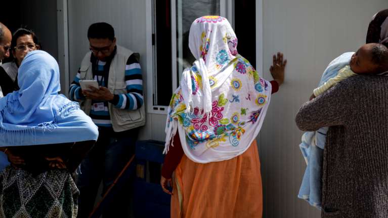 Κορονοϊός: Κρούσμα σε δομή φιλοξενίας στην Ερμιονίδα - Έφτασαν Χαρδαλιάς, Τσιόδρας και Μηταράκης