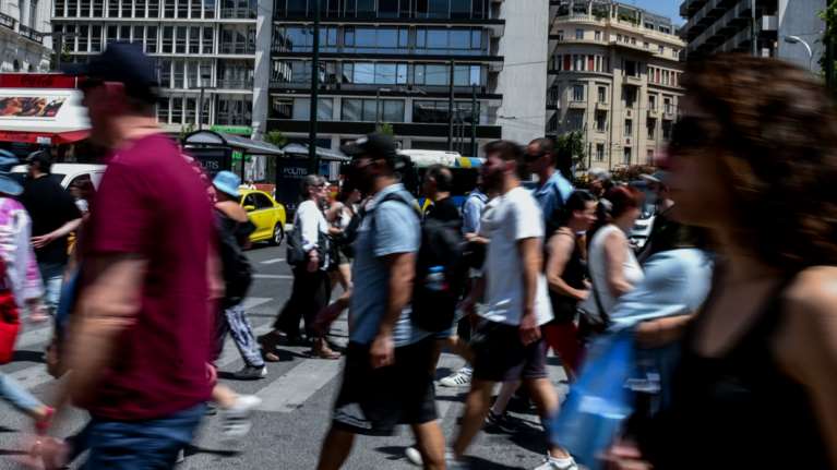 Κορονοϊός: Αυτά είναι τα συμπτώματα που προκαλεί η υπομετάλλαξη &quot;Κένταυρος&quot; - Η προειδοποίηση των ειδικών