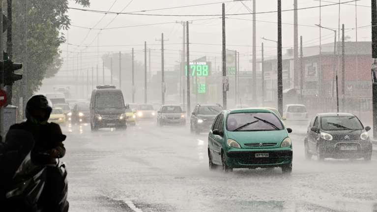 Νέο έκτακτο δελτίο για την κακοκαιρία Daniel: Ποιες περιοχές θα &quot;πνιγούν&quot; από τη βροχή [live]