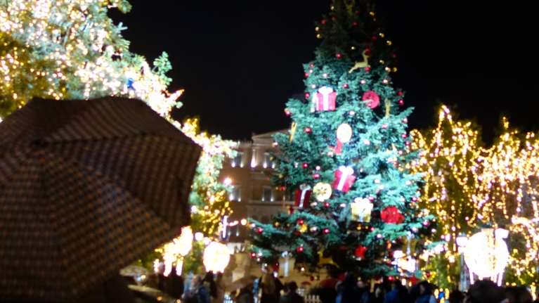 Εκτίμηση Κολυδά: Το σημάδι του καιρού που δείχνει βροχερά Χριστούγεννα - Τα &quot;Νικολοβάρβαρα&quot; και τα κύματα Rossby