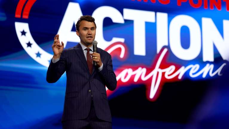 Τσάρλι Κερκ: Ποιος ήταν ο νεαρός ακτιβιστής που δολοφονήθηκε στη Γιούτα - Ακροδεξιός, ομοφοβικός και αντιεμβολιαστής