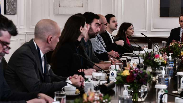 Το σχέδιο ΚΥΑ της κυβέρνησης για τους καλλιτέχνες: Ειδική μισθολογική κλίμακα, βασικός μισθός στα 1.037 ευρώ