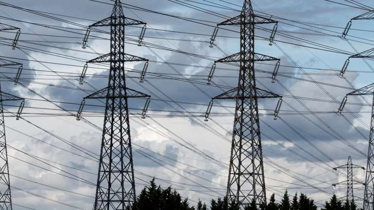 Ηλεκτροσόκ: Το ρεύμα στην Ευρώπη έσπασε για πρώτη φορά τα 1.000 ευρώ ανά μεγαβατώρα