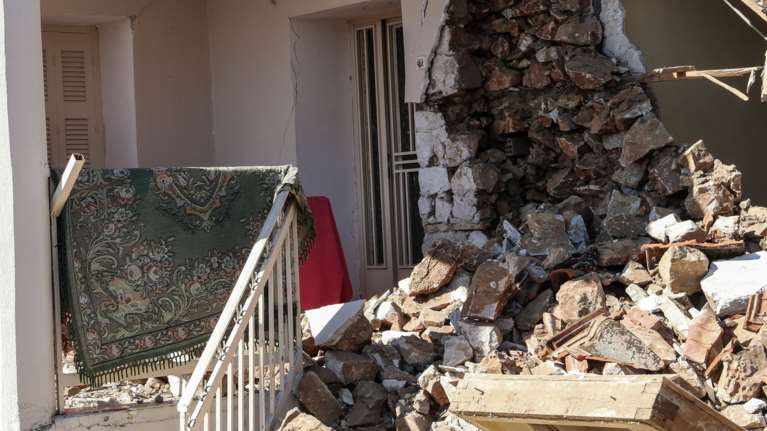 Ισχυρός σεισμός στην Ελασσόνα - 5,9 Ρίχτερ "χτύπησαν" την περιοχή