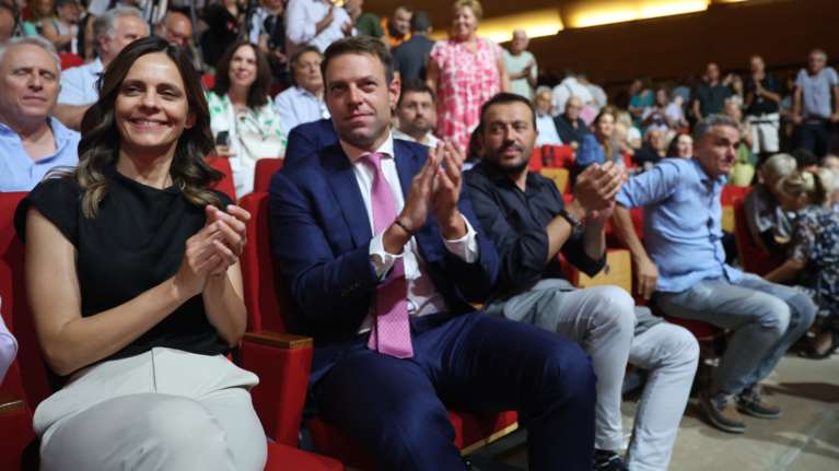 ΣΥΡΙΖΑ: Επεισόδιο με Πολάκη και Χαρίτση - Κείμενο φωτιά κατά Κασσελάκη από την &quot;Ομπρέλα&quot; στην Πολιτική Γραμματεία