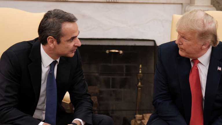 Τραμπ σε Μητσοτάκη: "Έχεις την ωραιότερη χώρα του κόσμου" - Τι είπε για την πορεία της ελληνικής οικονομίας ο Αμερικανός πρόεδρος