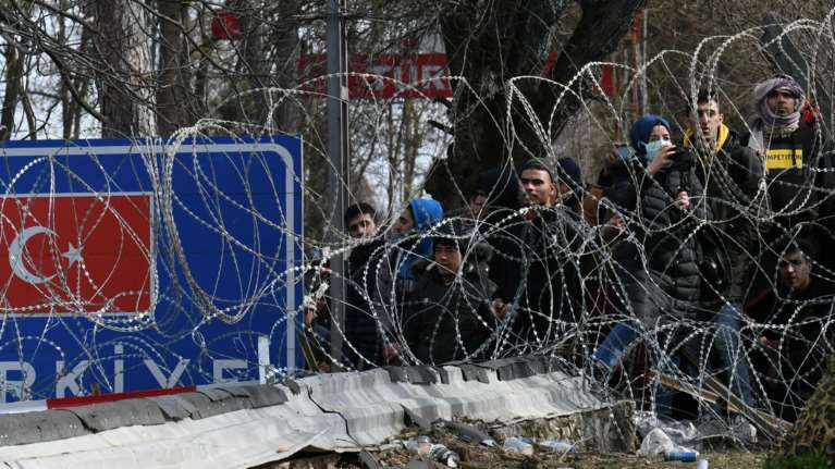 Από το Σάββατο έχει αποτραπεί η είσοδος σε 26.532 μετανάστες από τον Εβρο