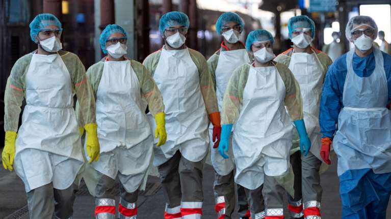 Κορονοϊός: Στο έλεος του ιού ο πλανήτης - Πάνω από 1 εκατ. τα επιβεβαιωμένα κρούσματα