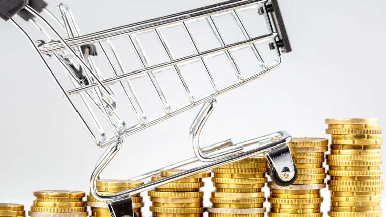 Τα ρεκόρ ακρίβειας του Ιουνίου: Ράλι 55% στο φυσικό αέριο και πανάκριβη αμόλυβδη σπρώχνουν τον πληθωρισμό προς το 11%