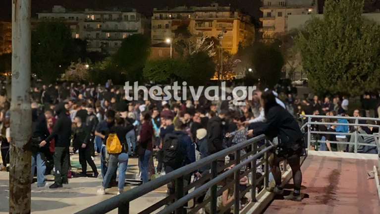 Θεσσαλονίκη: Κορονοπάρτι το βράδυ του Σαββάτου με 1.000 άτομα στο ΑΠΘ [φωτο- βίντεο]