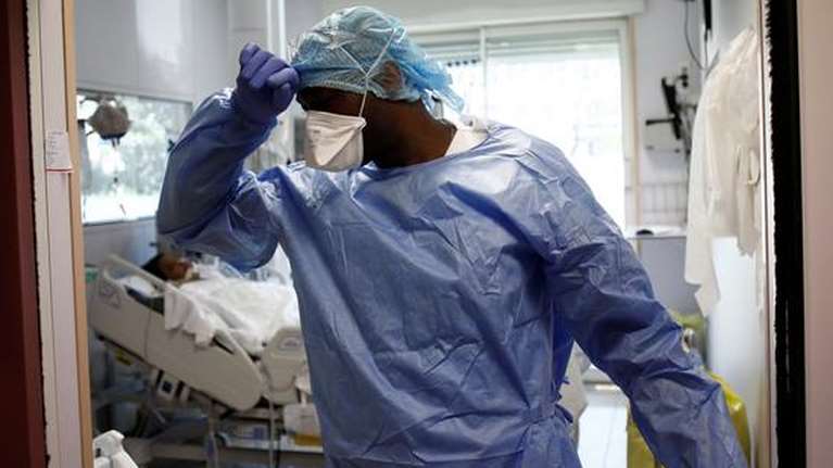 Κορονοϊός: Ισχυρό πλήγμα στη Γαλλία - 471 νεκροί σε μια μέρα, συνολικά 4.503 θάνατοι