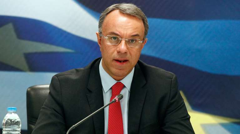 Σταϊκούρας: Επίδομα 600€ σε γιατρούς, δικηγόρους, μηχανικούς και ελ. επαγγελματίες