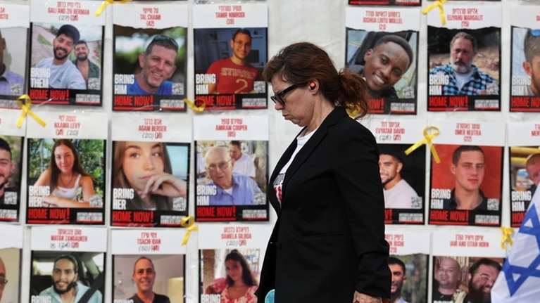 Σε ισχύ την Κυριακή το πρωί η εκεχειρία μεταξύ Ισραήλ και Χαμάς - Σειρήνες στο κεντρικό  Ισραήλ, εκρήξεις στην Ιερουσαλήμ