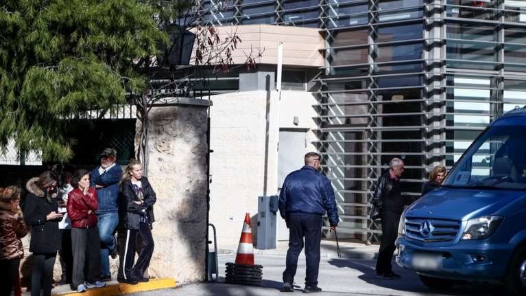 Καμία εισβολή στο Κολλέγιο Αθηνών: Ολη η αλήθεια σύμφωνα με την ΕΛ.ΑΣ - &quot;Δύο ανήλικοι πήγαν να βρουν φίλους τους&quot;